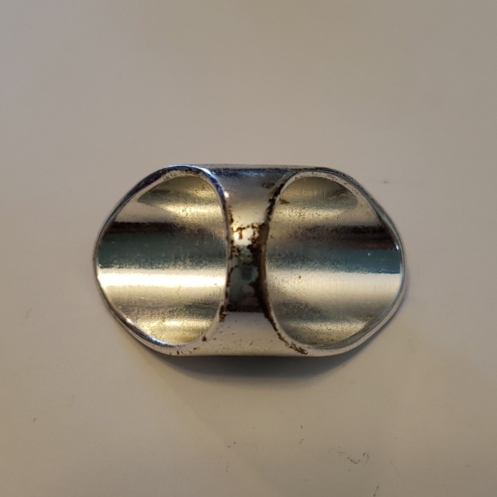 Ring - Picture 3 of 4
